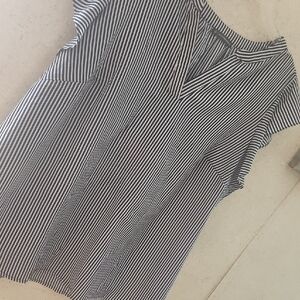 Adrianna Papell Navy & White Vertical Stripe Sleeveless Top